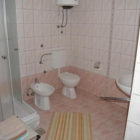 Apartment By The Sea Sukosan, Zadar - 14970