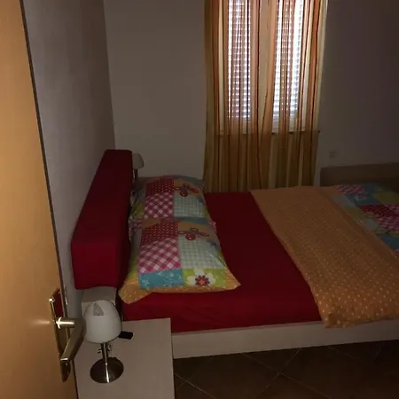 Apartment By The Sea Sukosan, Zadar - 14970 Sukošan